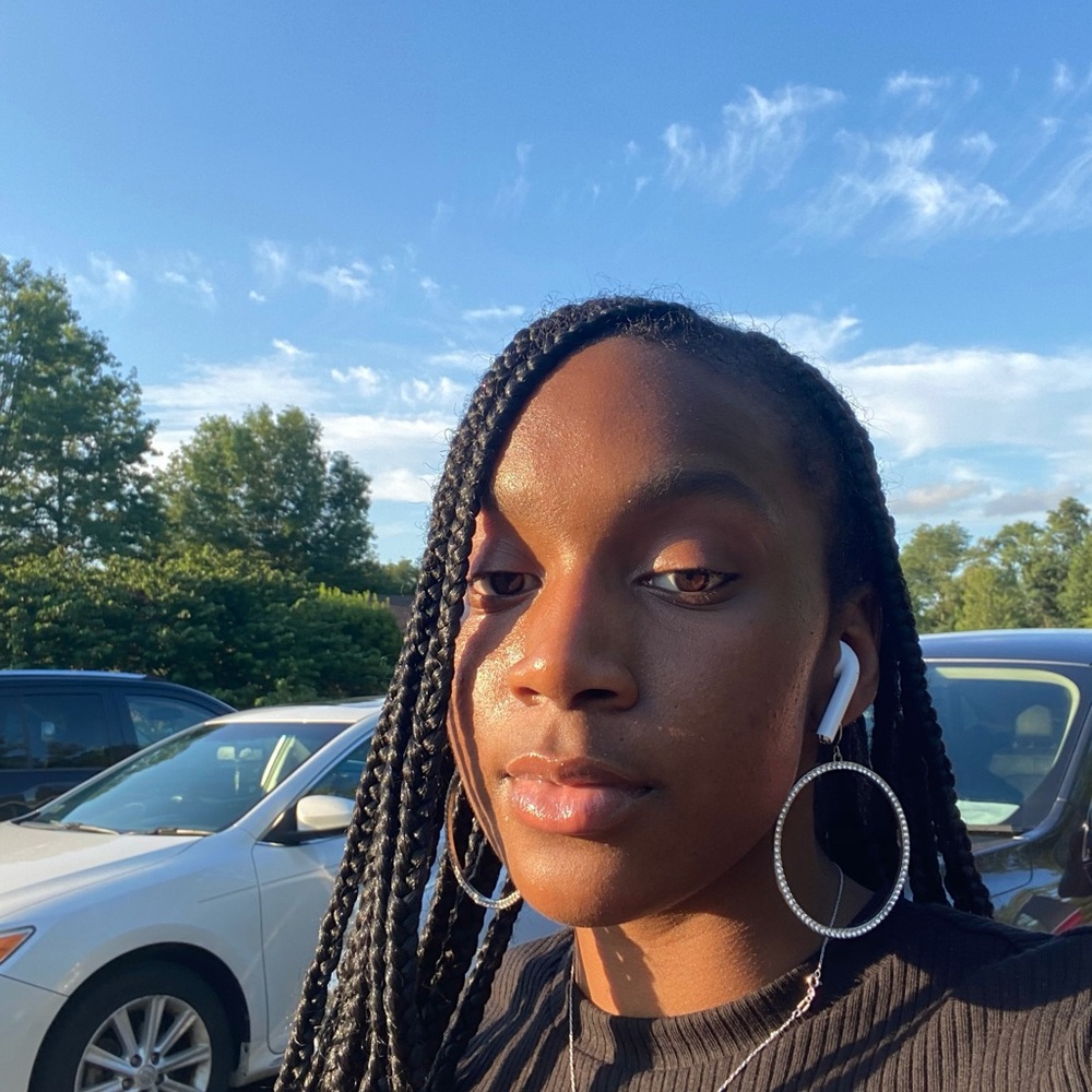 Meet your Posher, Janiya